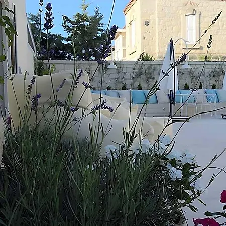 Likor Hanim Butik Alacati